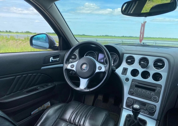 Alfa Romeo 159 cena 12000 przebieg: 240000, rok produkcji 2006 z Września małe 67